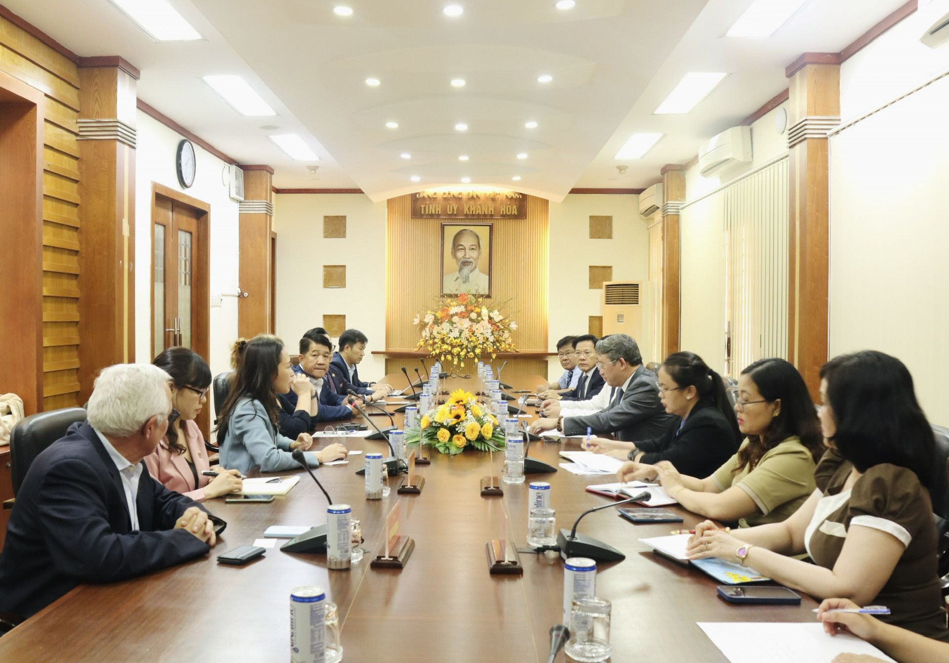 Bí thư Tỉnh ủy Nguyễn Hải Ninh tiếp đoàn công tác Hiệp hội doanh nghiệp châu Âu tại Việt Nam